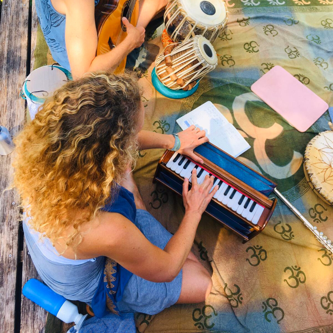 Sweet Sunday Kirtan